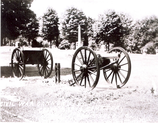 Cedar Grove Cemetery Civil War Cannon, circa 1905